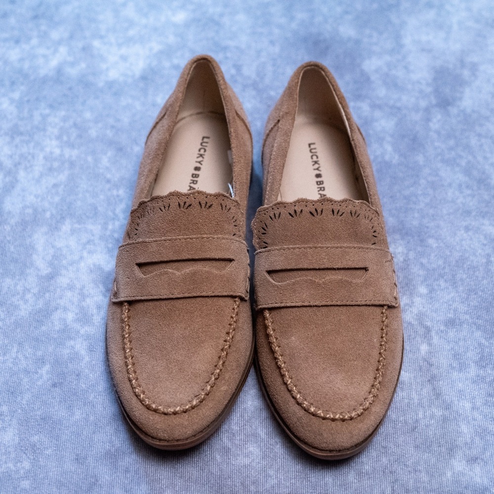 Lucky Brand Penny Loafer Flats Tan Suede Scalloped Detail 6.5 - Picture 4 of 5